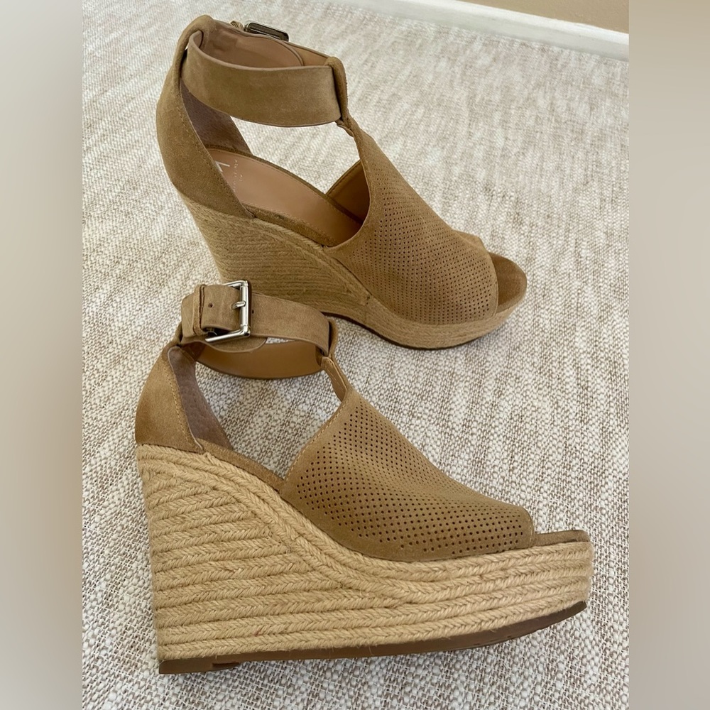Marc Fisher LTD Allison Espadrille Platform Wedges